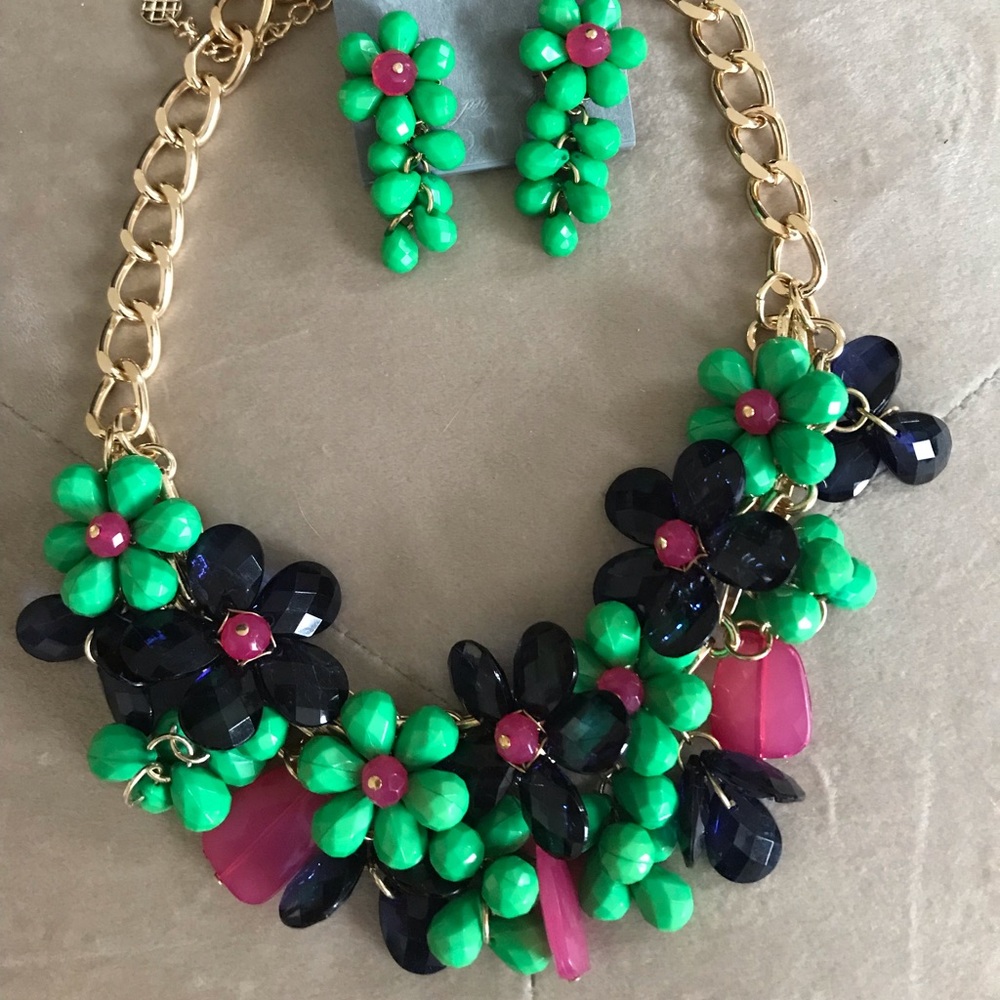 Talbots beautiful jewelry set!